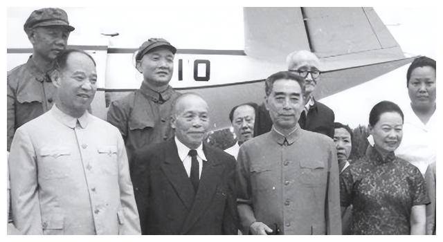 1965年李宗仁回国，周总理约见张云逸说：中央要交给你一个重任